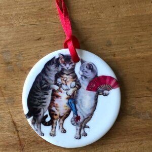 3 Cat Ladies With Fans White Christmas Tree Ornament Circle Ceramic Gift SCAN